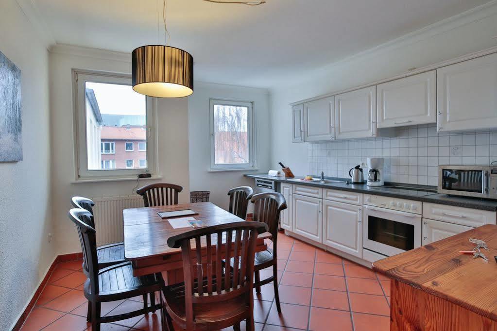 Apartment Josephine Любек Екстериор снимка